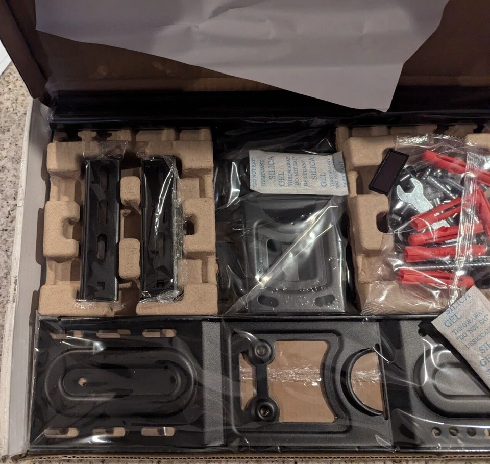 Heavy-Duty Full Motion TV Wall Mount - Articulating Swivel Bracket Cantilever - Image 4 of 4