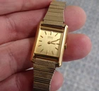 Women's SEIKO Gold Watch w/ New Battery - Works Great! b64