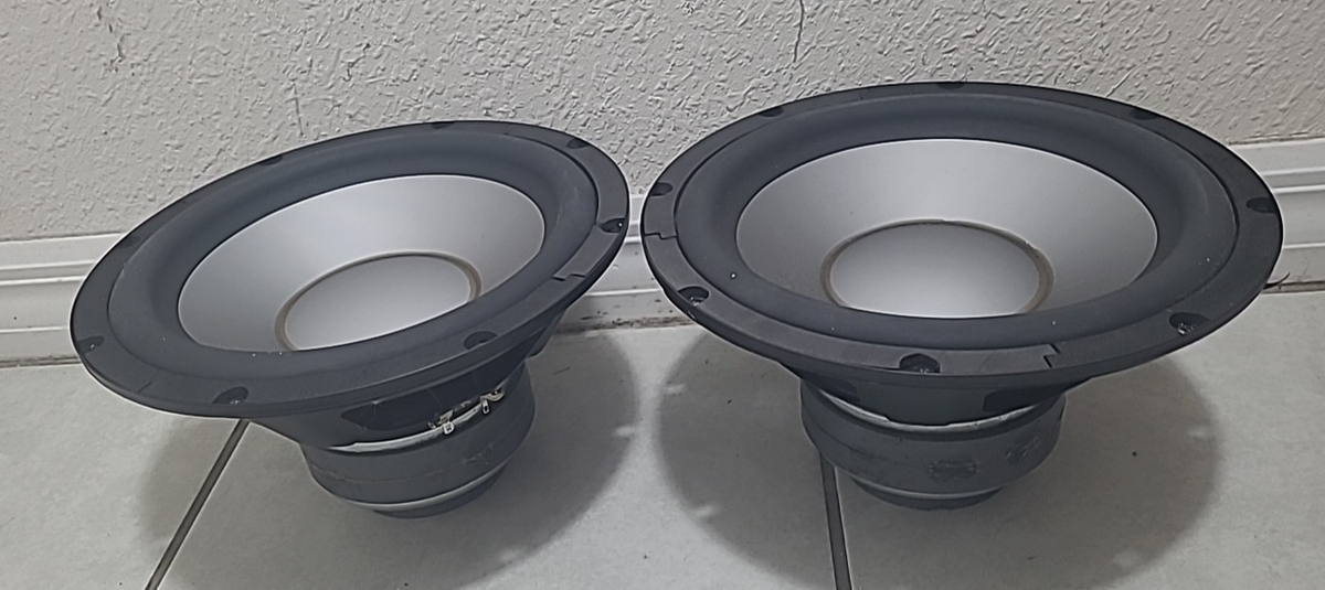 JBL PROFESSIONAL“Control SB210” Control SB210 Spec Sheet - JBL Professional