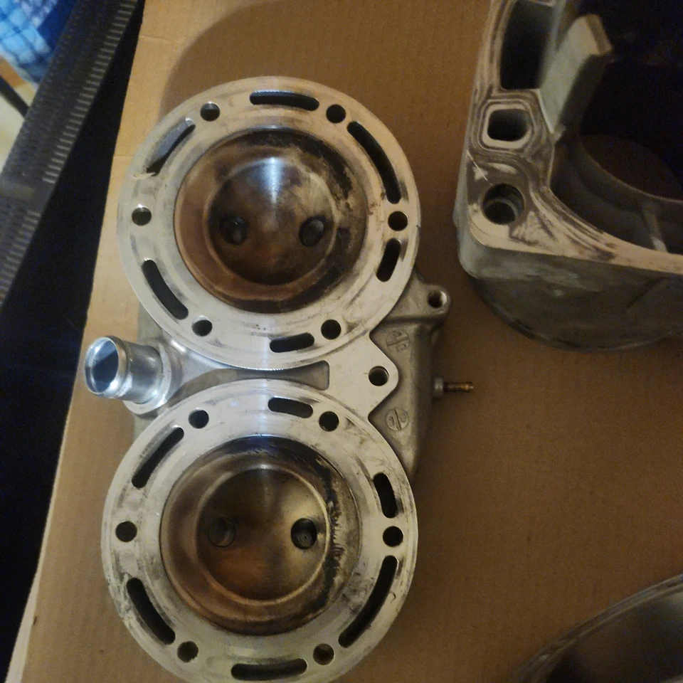 Arctic Cat 800 Cylinders&head 10-17 98B4 M8 F8 M8000 10-17 3007-873 10-17 xf zr - Image 4 of 4