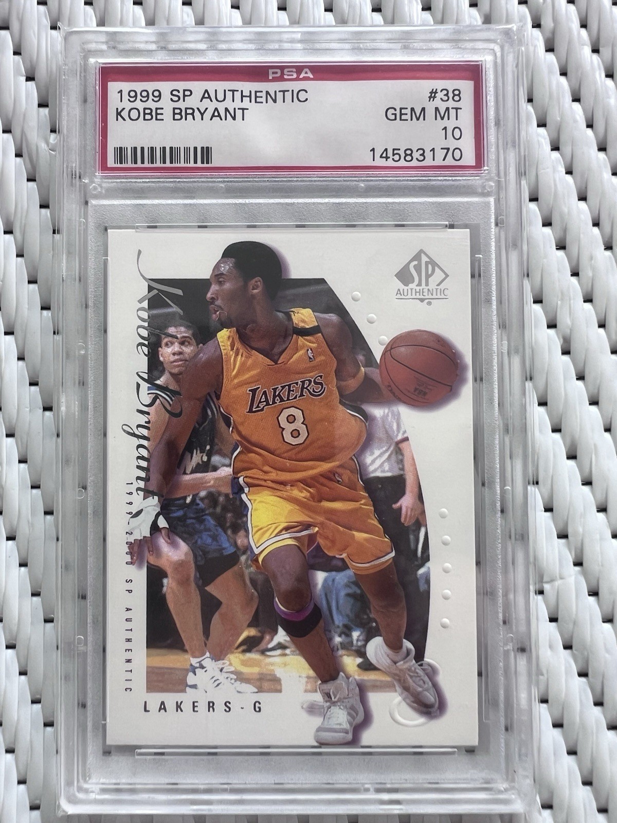 1999-00 SP Authentic Kobe Bryant #38 PSA 10