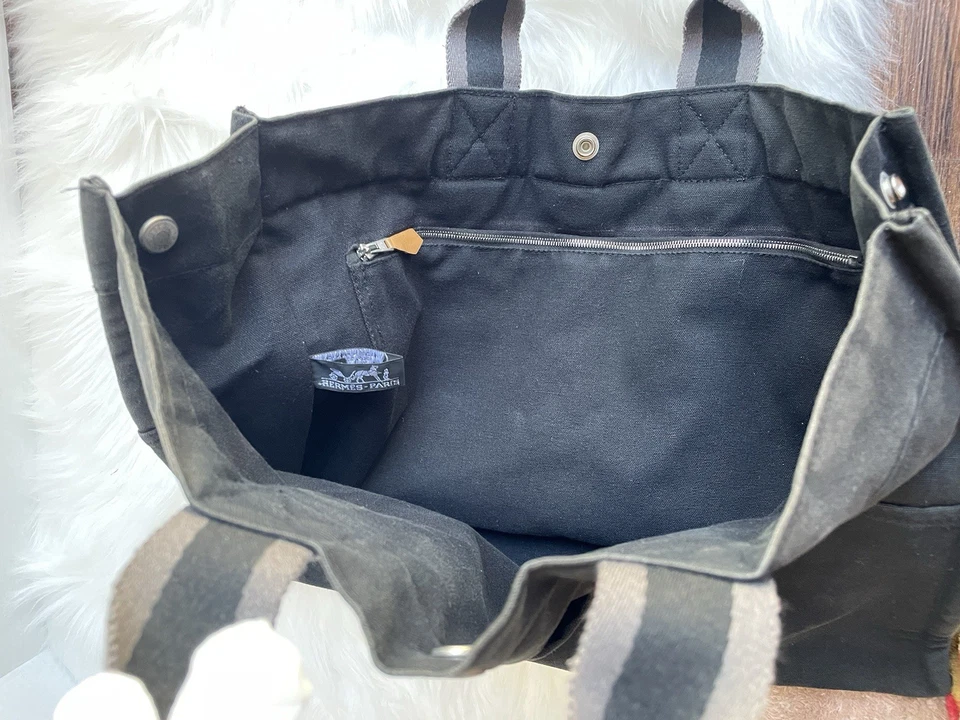 Hermes Herline Canvas Tote Black Gray One Interior Zip Pocket - Image 4 of 4