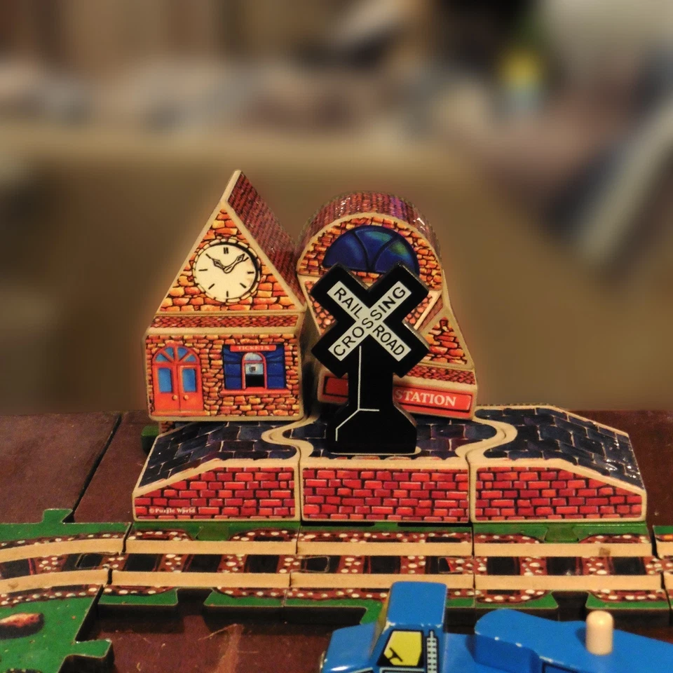 Puzzle World Expandable Wooden Big City Adventure Set, partial - Image 3 of 4