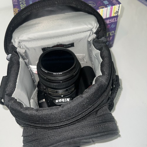 Nikon D3000 10.2MP Digital SLR Camera w/ AF-S DX Nikkor 50 mm Lens Needs Charger - Picture 17 of 17