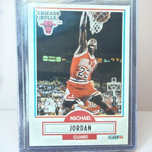 Fleer 1990-91 Michael Jordan Chicago Bulls #26 Base Set NBA Basketball Card