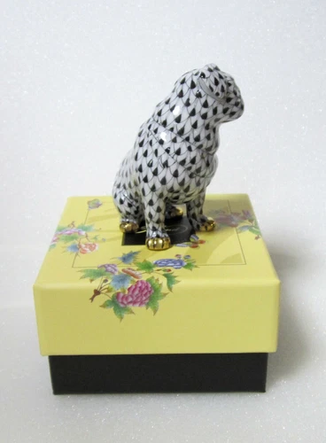 Herend Pug Figurine - Thumbnail 3