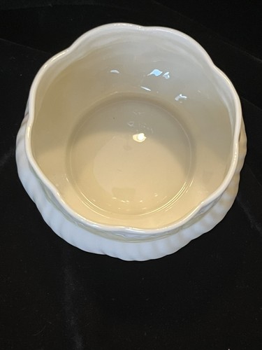 Belleek Yellow Ribbon Bow Open Sugar & Creamer Set - Picture 16 of 18