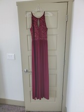 Formal Gown Size 7 Morgan And Co