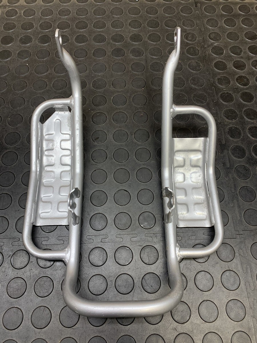 YAMAHA BLASTER YFS200 OEM SWINGARM SKID PLATE GUARD 2XJ-2219X-00