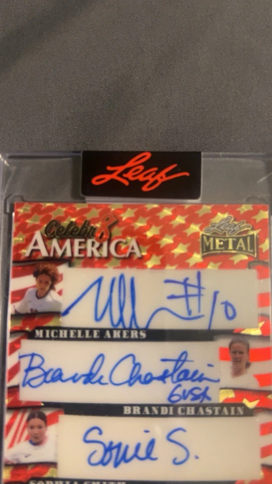 TRINITY RODMAN * SOPHIA SMITH 2025 HOJA METAL INDEPENDENCIA CELEBR8 AUTOMÁTICO 1/1 EE. UU. Foto 2 de 4