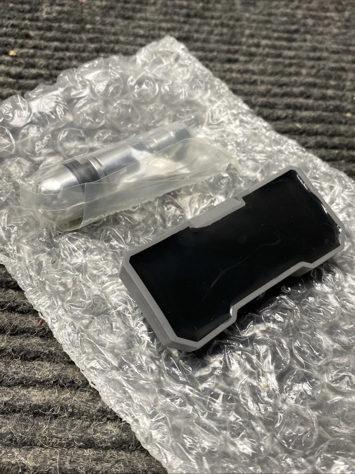 Sensor de sistema de monitoramento de pressão dos pneus (TPMS) Dorman 974-015 - Imagem 2 de 4