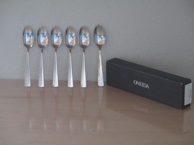Oneida Nocha Everyday Flatware Teaspoon Set of 6 18/0 Stainless Steel Set Box