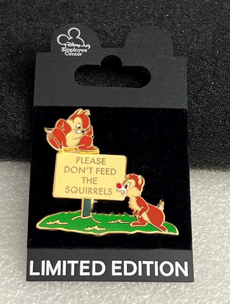 Disney DEC Chip and Dale Please Don't Feed The Squirrels LE 300 Cast Pin