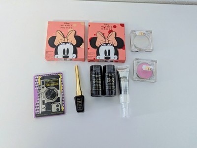 REVOLUTION Make Up