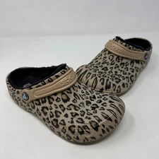 Crocs Black & Leopard Cheetah Print Fleece Lined Clogs Women’s Size 8