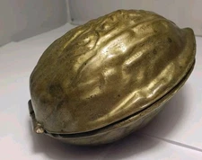 BRASS HINGED WALNUT NUT CRACKER 4½" Tabletop Cracker Christmas Heavy Brass VTG