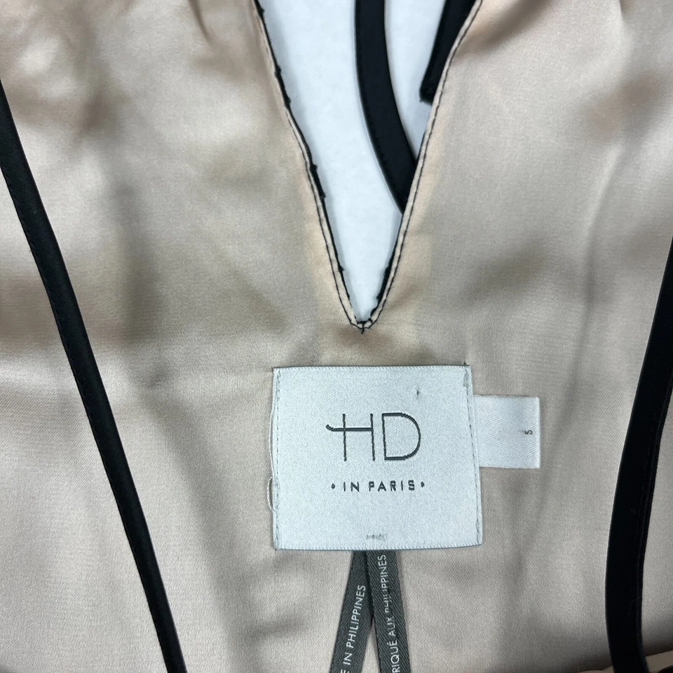 HD Paris Camisa Halter en Niveles Negra Beige Sin Mangas Cóctel Corbata Trasera PEQUEÑA Foto 4 de 4