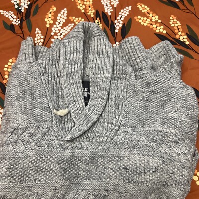 H & M Label of Graded Goods Gray Knitted Long Sleeves Cowl Neck Sweater Size Med