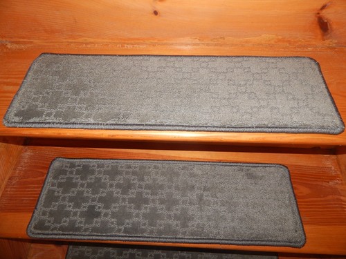 13 STEP 9" X 27" + Landing 27" x 17" WOOL Woven Tufted Carpet Stair Treads. - Picture 2 of 4