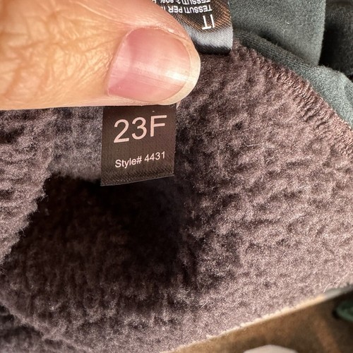 NWT Kuhl Prism 1/2” Zip Women’s XS Mulberry Luxuriously Soft & Warm - Picture 10 of 13