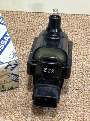 Infiniti Nissan OEM 90-93 Q45-ignition Coil 2243360U05 for sale 