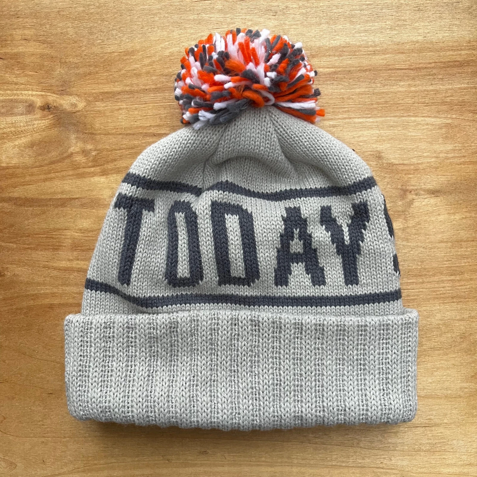 TODAY SHOW MITCHELL & NESS RIB KNIT GRAY POM BEANIE Unisex One Size NWOT