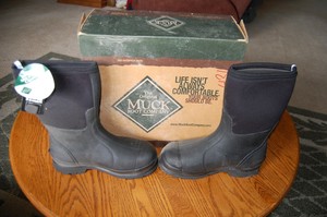 size 5 muck boots