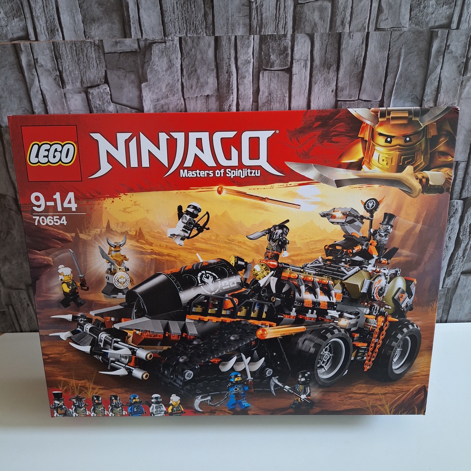 LEGO Ninjago 70654 Dieselnaut Brand New and Sealed