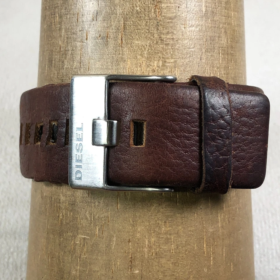 Diesel Mega Chief Hombre DZ-4290 Formal Cronógrafo Cuero Cuarzo 54mm Reloj 8" Foto 4 de 4