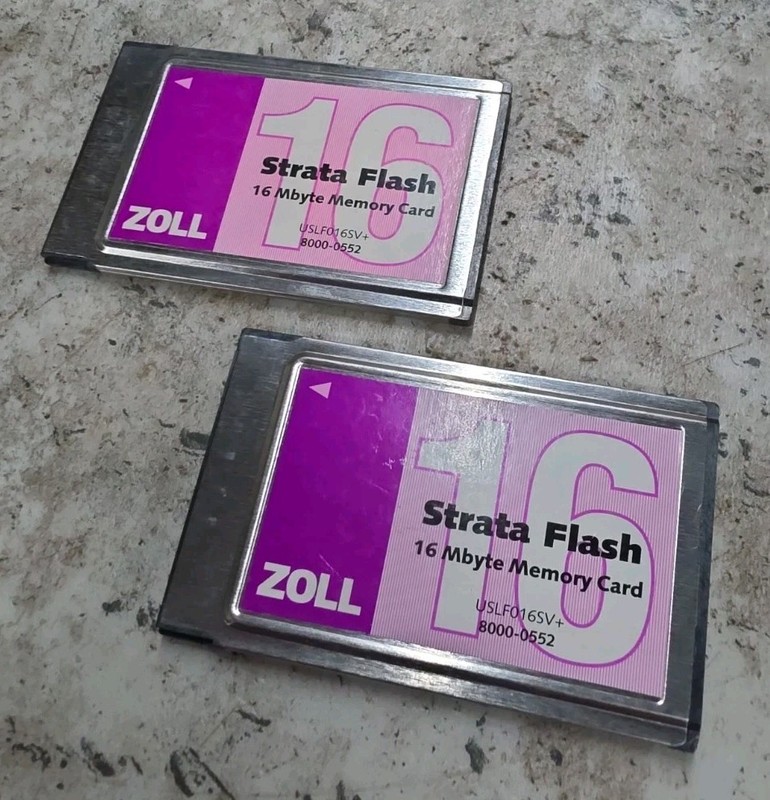 Lot of (2) 8000-0552 Zoll E-Series PCMCIA Strata Flash 16 Mbyte Memory Cards