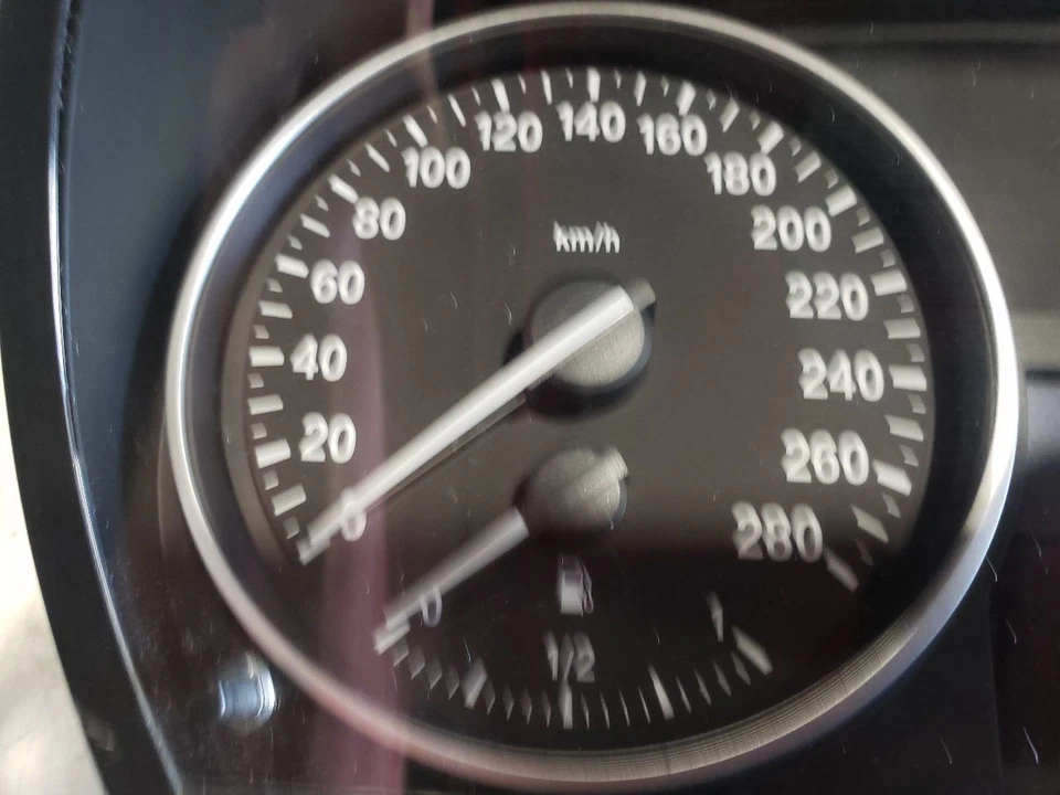 2012 BMW 335I E93 LCI - спидометр приборной панели KPH - 11-13 OEM 9242368 - Изображение 4 из 4