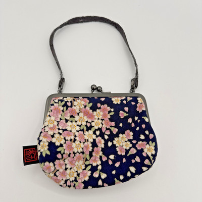 Traditional Creative Kiss Lock Bag Cherry Blossoms Leather Strap JapanSEE PHOTOS