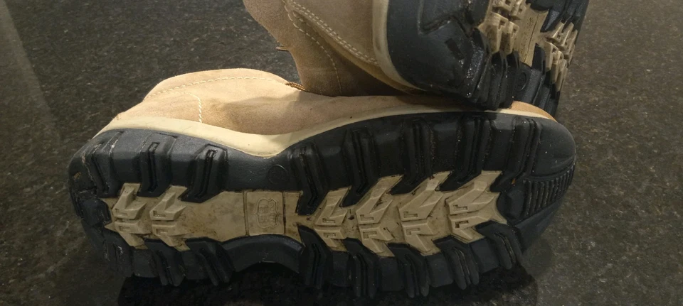 SALE!!!   Men's Route 66 Leather Beige Boots Size 11 - Image 2 of 2