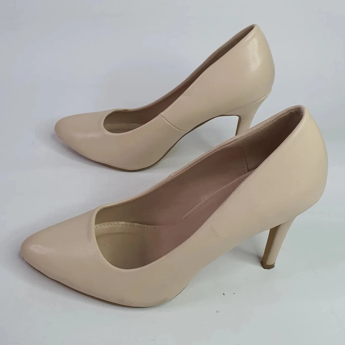Novo clearance nude heels