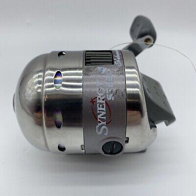 Moulinet De Pêche Shakespeare Synergy 15 Spincast - Or, Eau Douce, Droit - Parfait Pour Débutants !