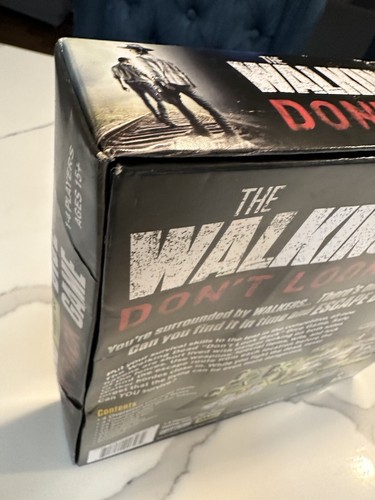 Walking Dead Dice Game Don't Look Back Board Game 2014 New Open Box Complete - Picture 22 of 22