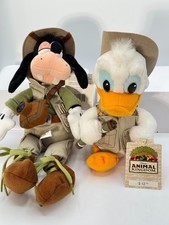 Disney Animal Kingdom Safari Goofy and Donald 12  Plush w/ Camera NWT New Tags
