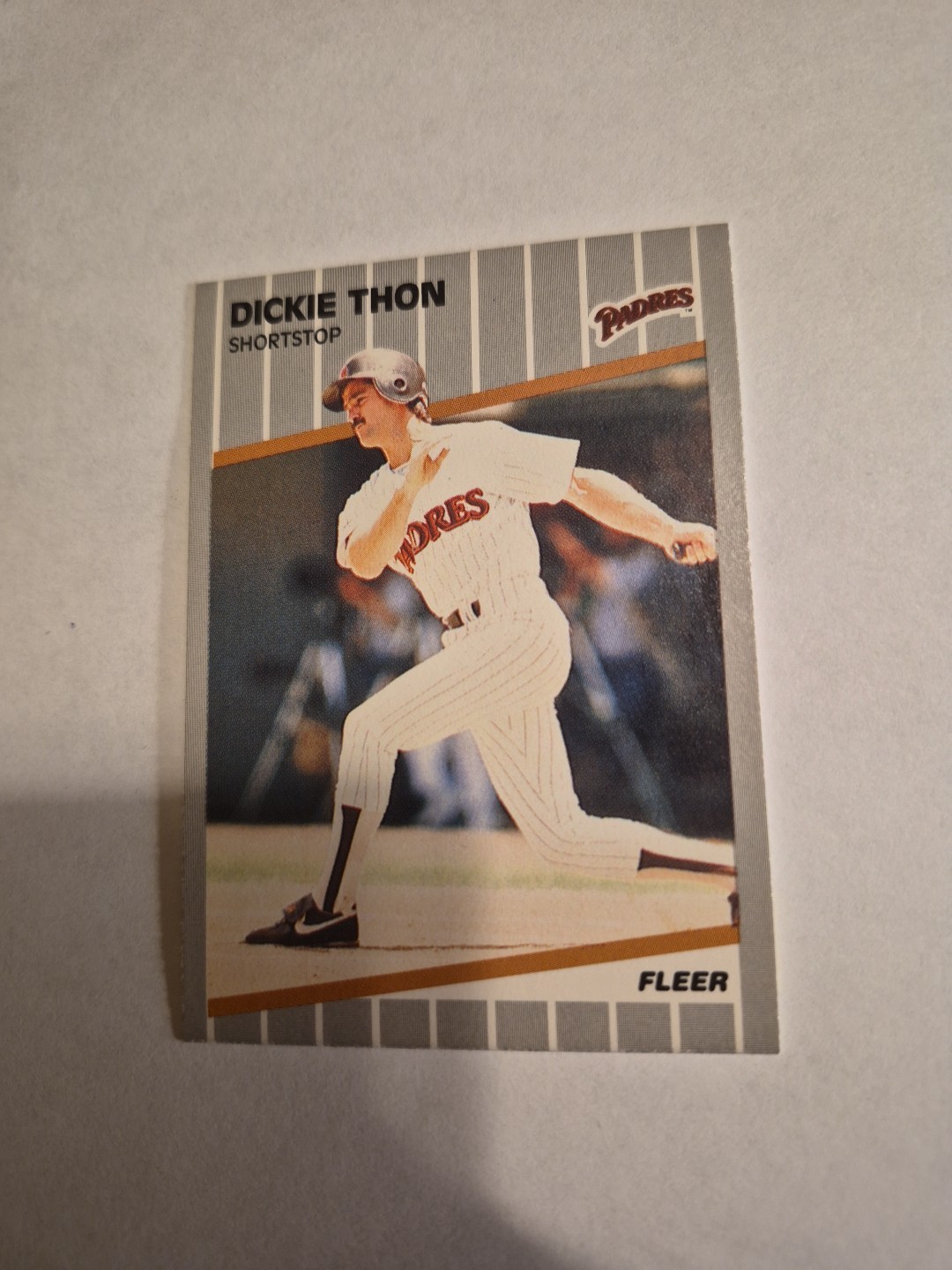 Dickie Thon 1989 FLEER #320 FREE SHIPPING