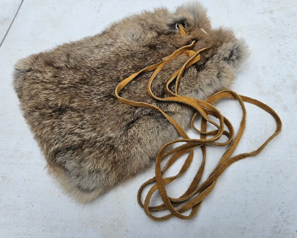 Real Rabbit Fur Possibles 包袋 抽绳 麂皮绒 绳索 手工制作 工艺品 — 第 3/4 张图片