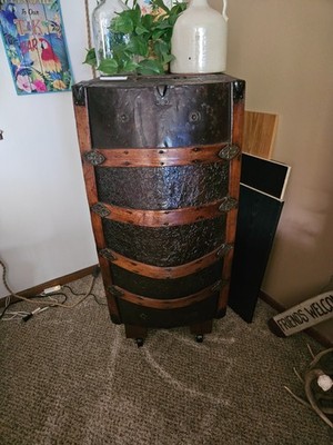Steamer hump/camel back vintage 1890-1900 trunk repurposed into amazing bar