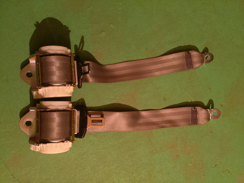 Cinturones Grises - Imagen 1 de 3