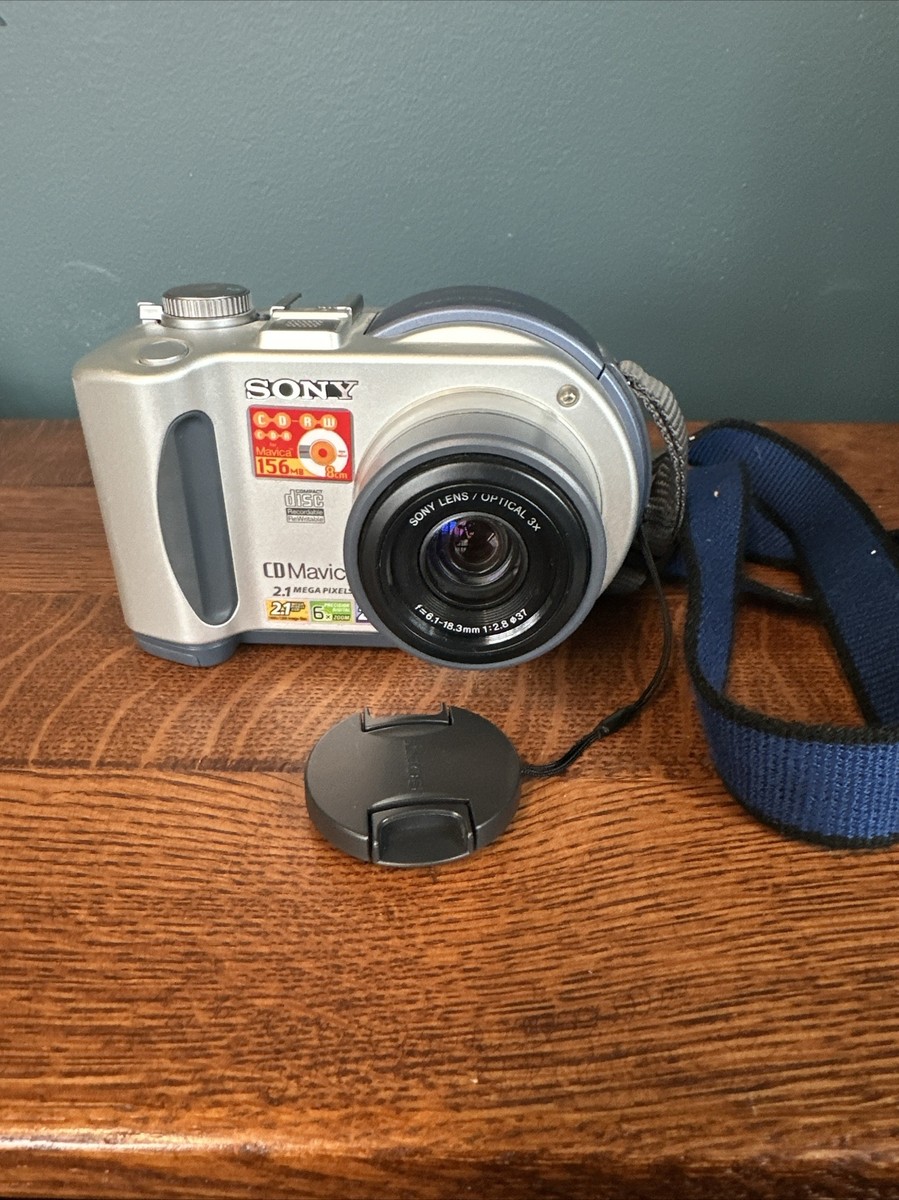 Sony Mavica MVC-CD200 2.1MP Digital Camera - Silver untested