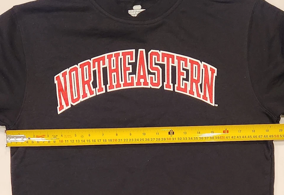 Men's Black Northeastern Huskies Short Name Fleece Pullover Sweatshirt Medium - Image 2 of 4