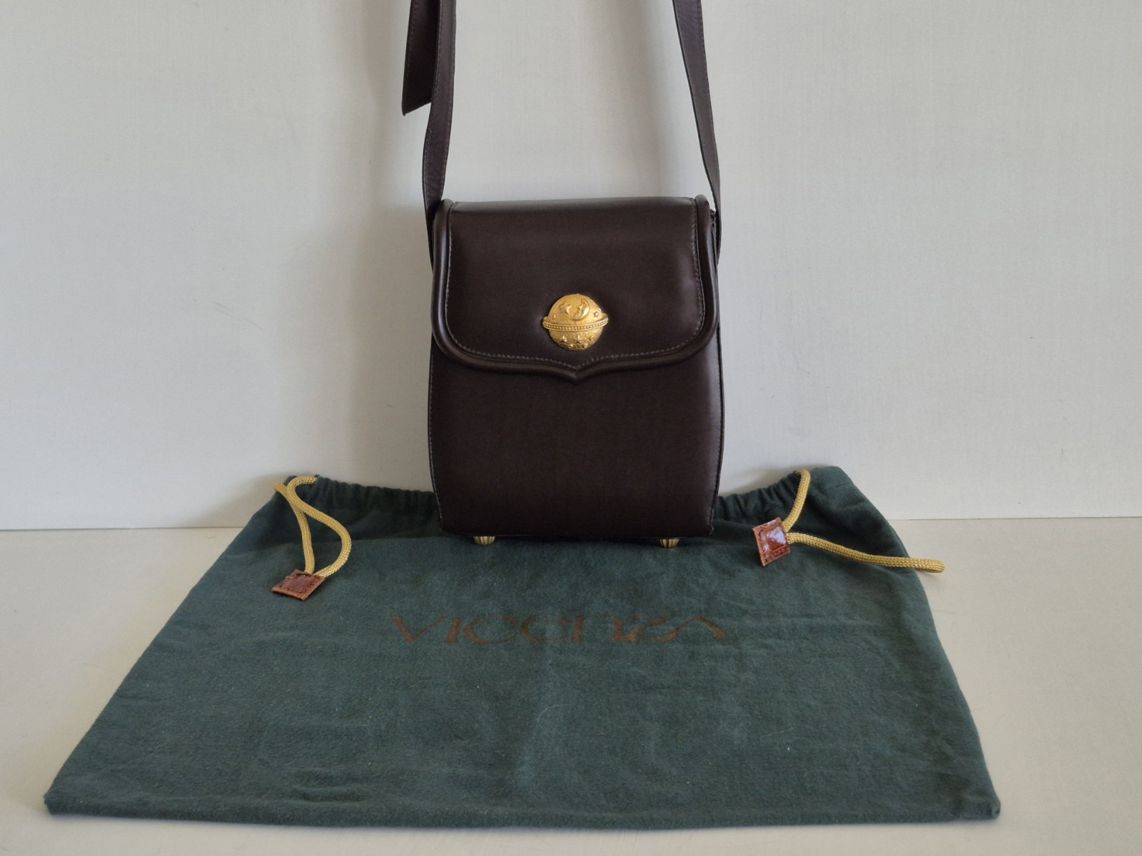 Rare Vicenza Inc 1993 Vintage Brown Leather Moon & Stars Shoulder Bag