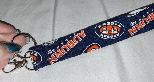 AUBURN TIGERS KEYCHAIN Or WRISTLET Handmade College Football 🦞 Claw Clip New - Picture 11 of 20
