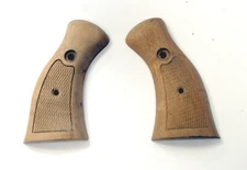 Harrington & Richardson H&R 999 Model Grips Unfinished Without Medallions