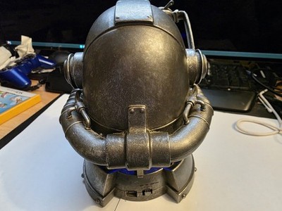 Fallout 76 T-51 Power Armor Helmet - Gesture Control Bluetooth