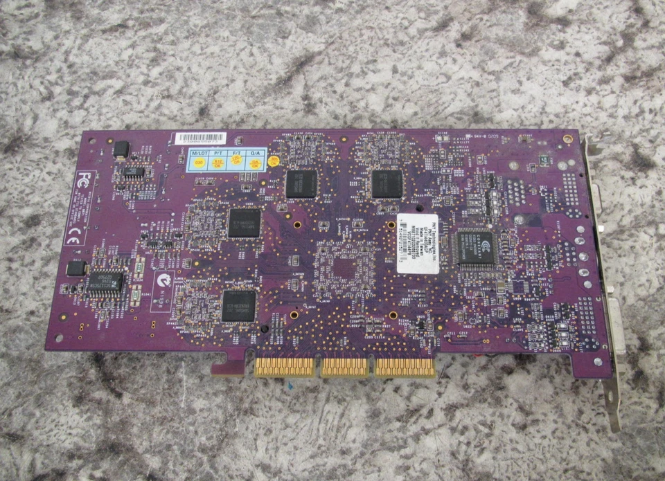 PNY GeForce 4 TI 4400 / GF4TI4400AGP 128MB DDR AGP VGA DVI Video / Graphics Card - Image 3 of 4
