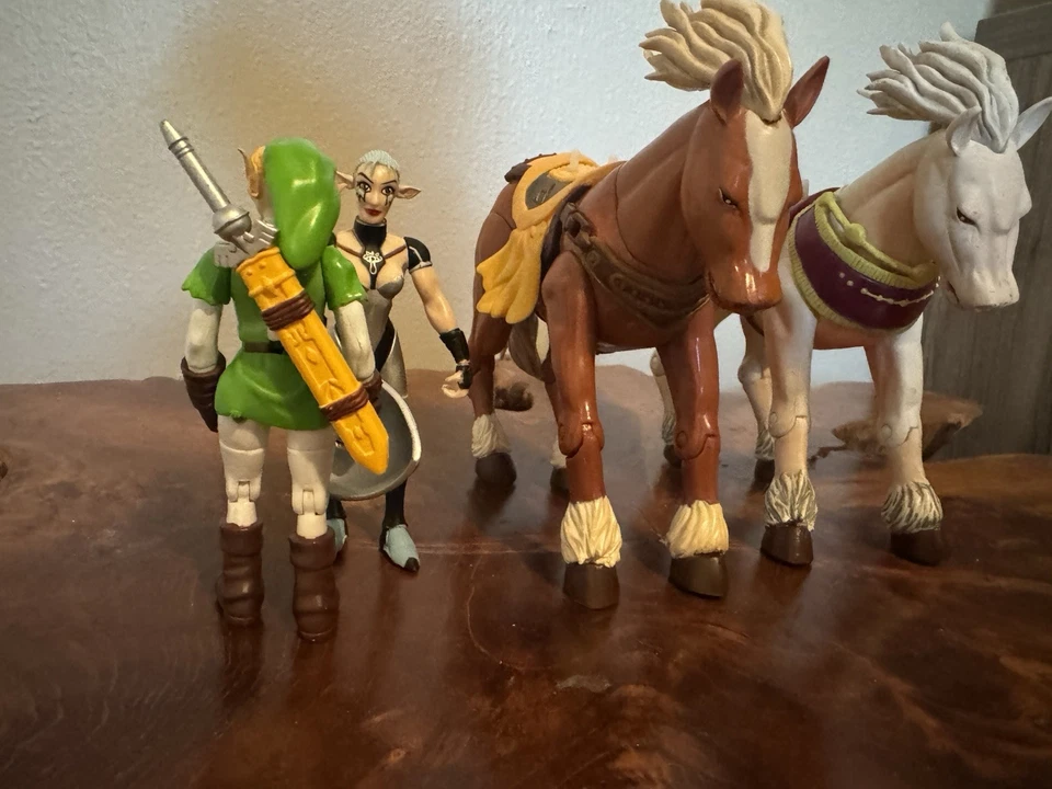 Legend Of Zelda Ocarina Of Time 2001 ToyBiz Link e Impa con caballos Foto 3 de 4