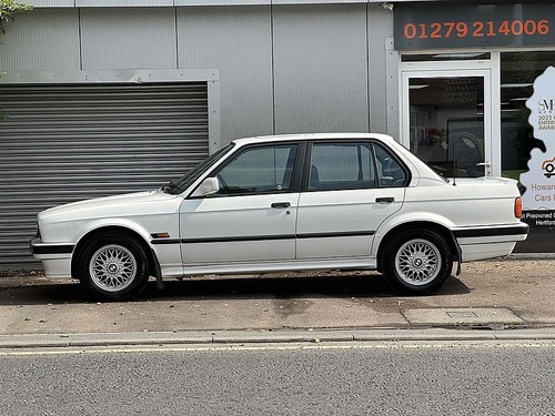 1990 BMW 3 Series 320I Se Saloon Petrol Automatic - Picture 15 of 24